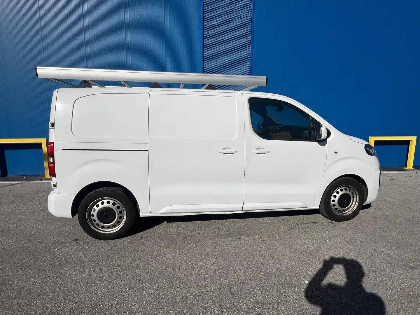 Opel Vivaro Bianco - 2