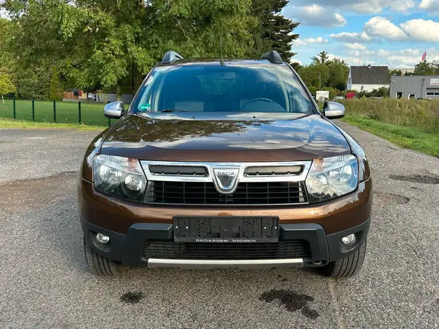 Dacia Duster view 9