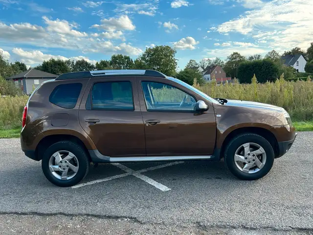 Dacia Duster view 7