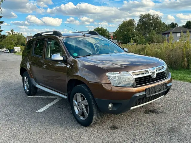 Dacia Duster view 8