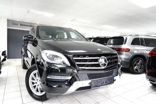 Mercedes-Benz ML 350 CDI BlueTec TOP MERCEDES BENZ HISTORIE
