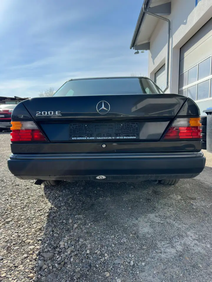 Mercedes-Benz E 200 E-Klasse, foto 2