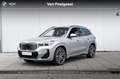 BMW iX1 xDrive30 M-Sport Pro 20 Inch / Glazen Schuifdak / Grau - thumbnail 1