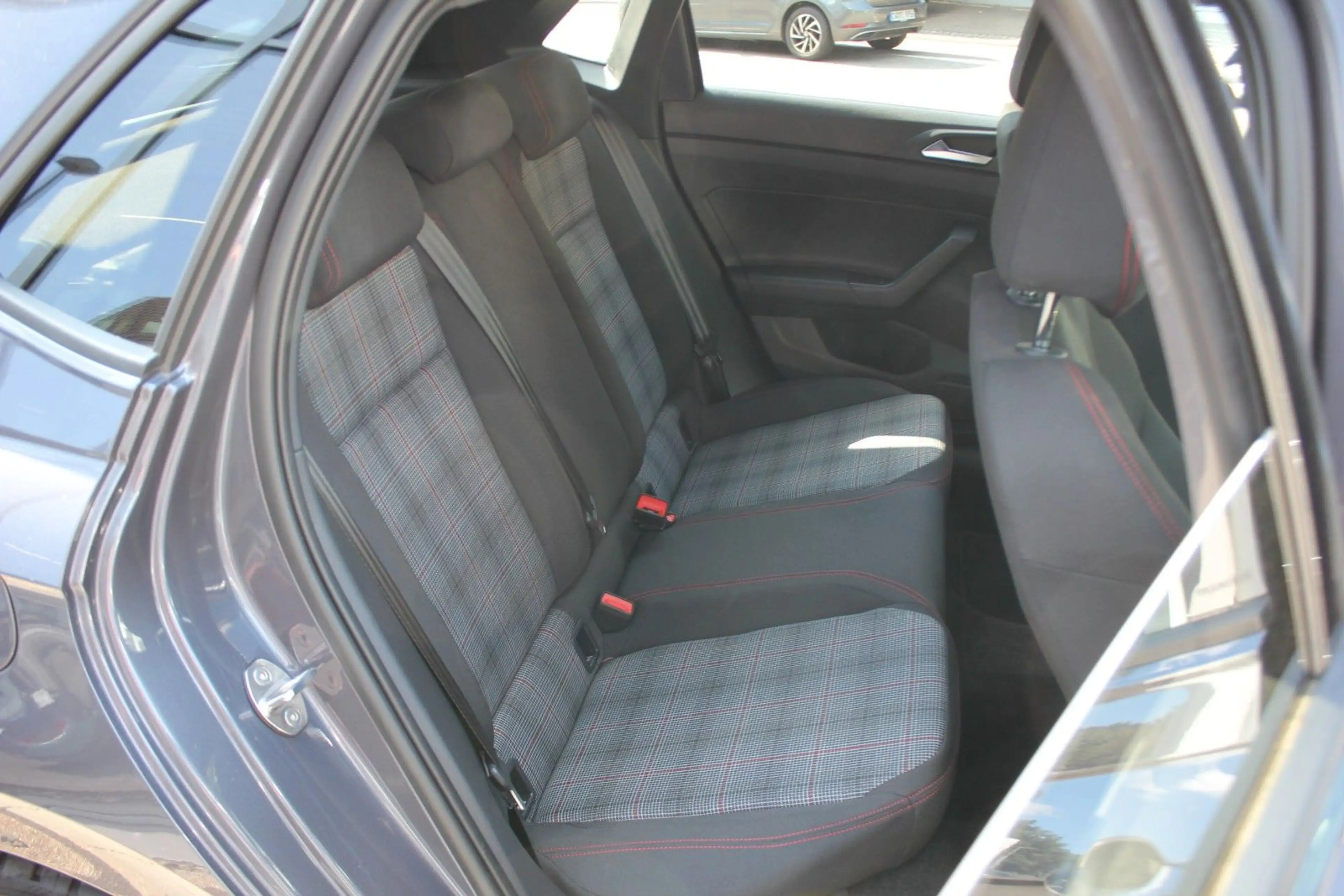 Volkswagen Polo VI GTI 2.0 TSI DSG ACC,LED,App-Connect — photo 9