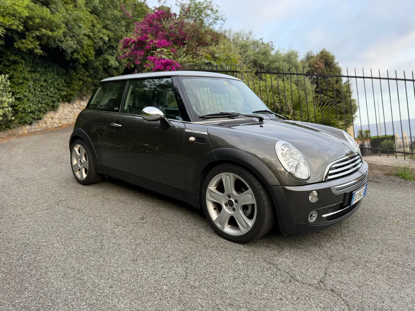MINI Cooper Mini 1.6 Cooper Park Lane Gri - 2