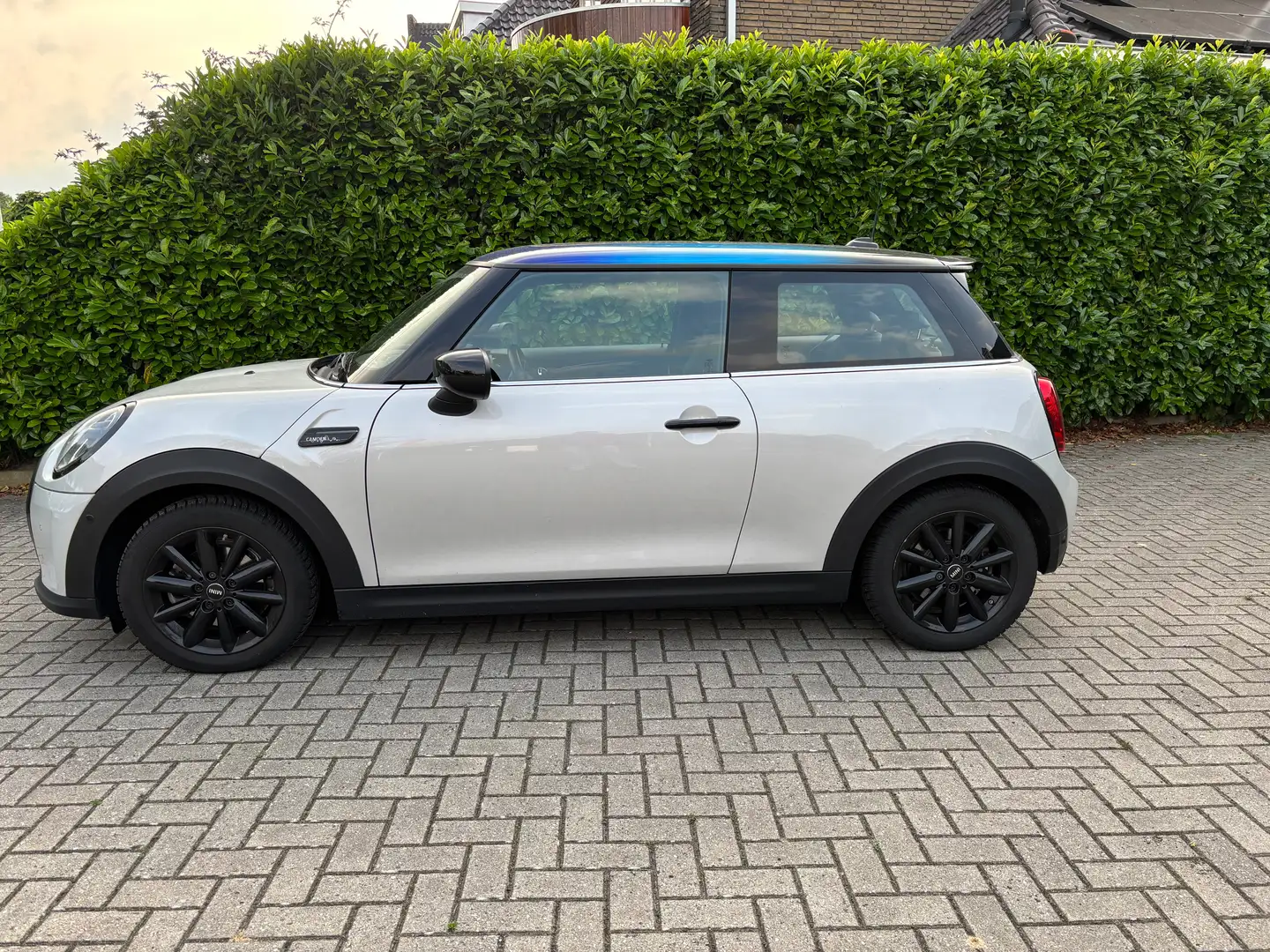 MINI Cooper SE Cooper SE Camden Edition 33 kWh Zilver - 1