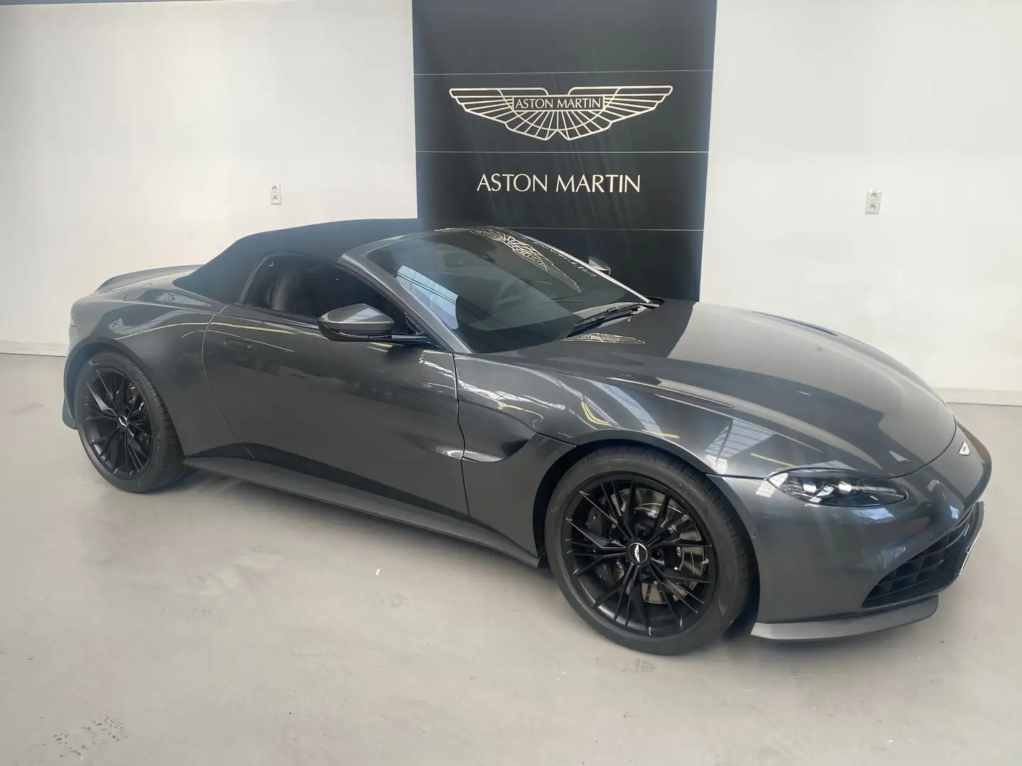 Aston Martin Vantage Roadster Argento - 2