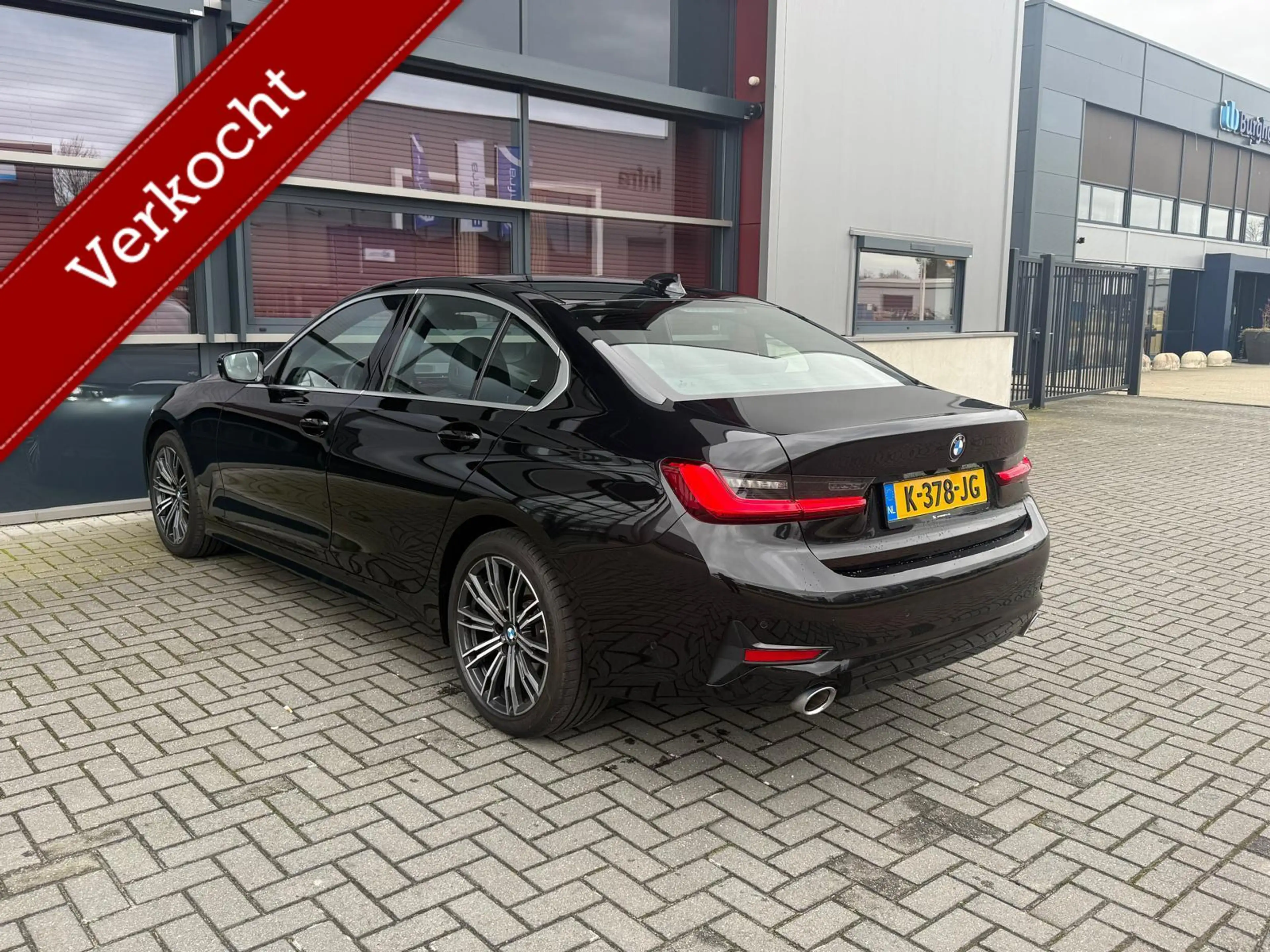 BMW 318 3-serie 318i Executive Edition/ Automaat/ Full led — photo 5