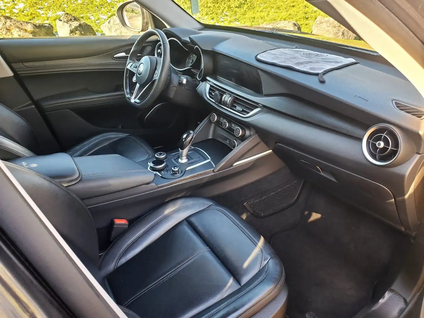 Alfa Romeo Stelvio 2.2 150 ch AT8 Lusso - 2