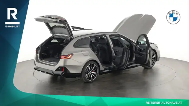 BMW I5 view 12