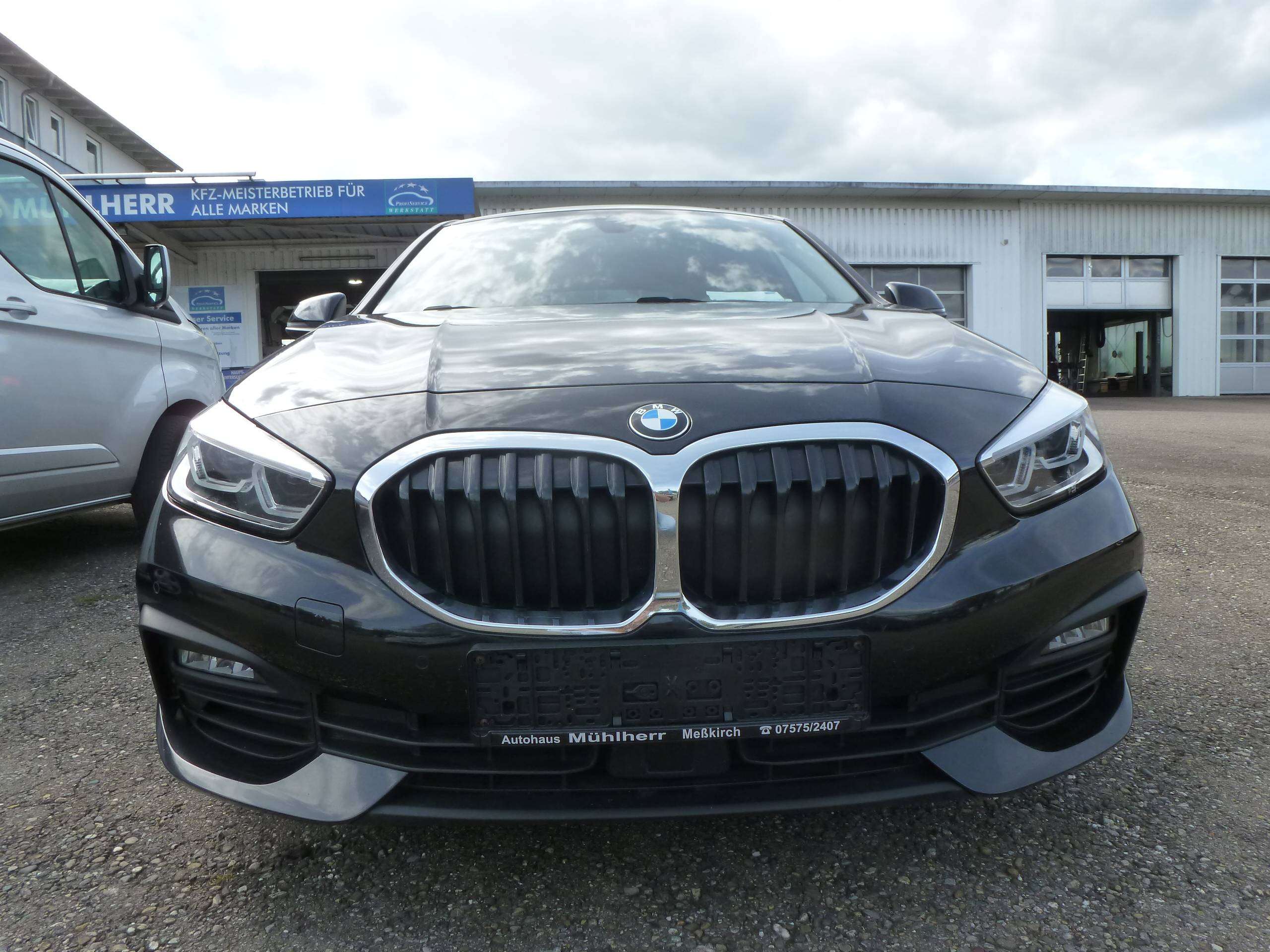 BMW 118