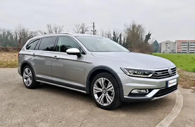 Volkswagen Passat Alltrack Passat Alltrack 2.0 tdi 4 motion 190cv dsg!