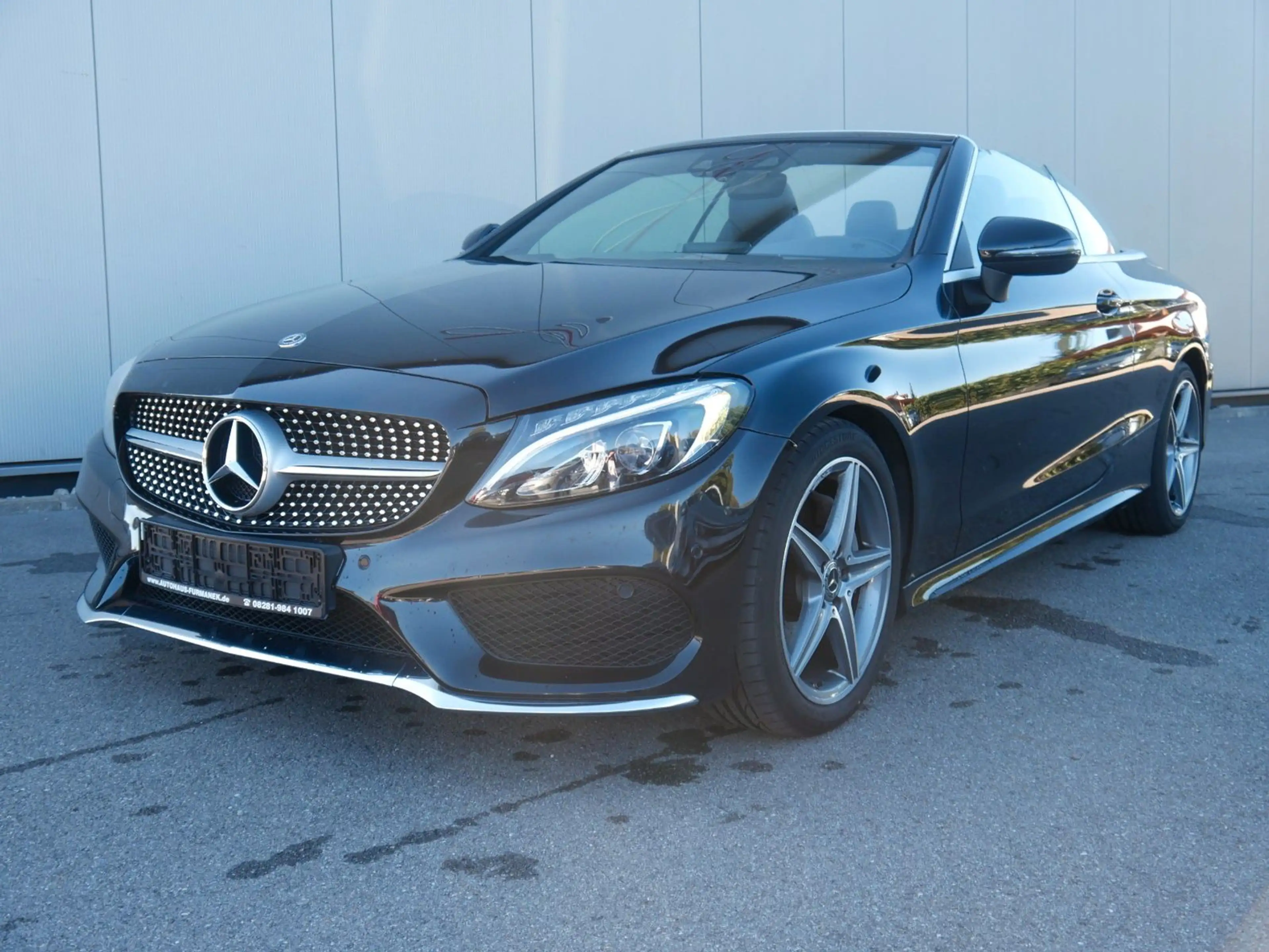 Mercedes-Benz C 180 Cabrio AMG-Line NAVI/LED/HEAD-UP/RFK