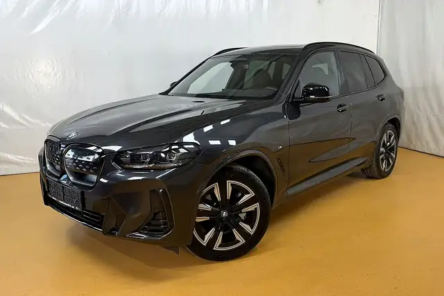 BMW iX3 M 73,8kWh Sport