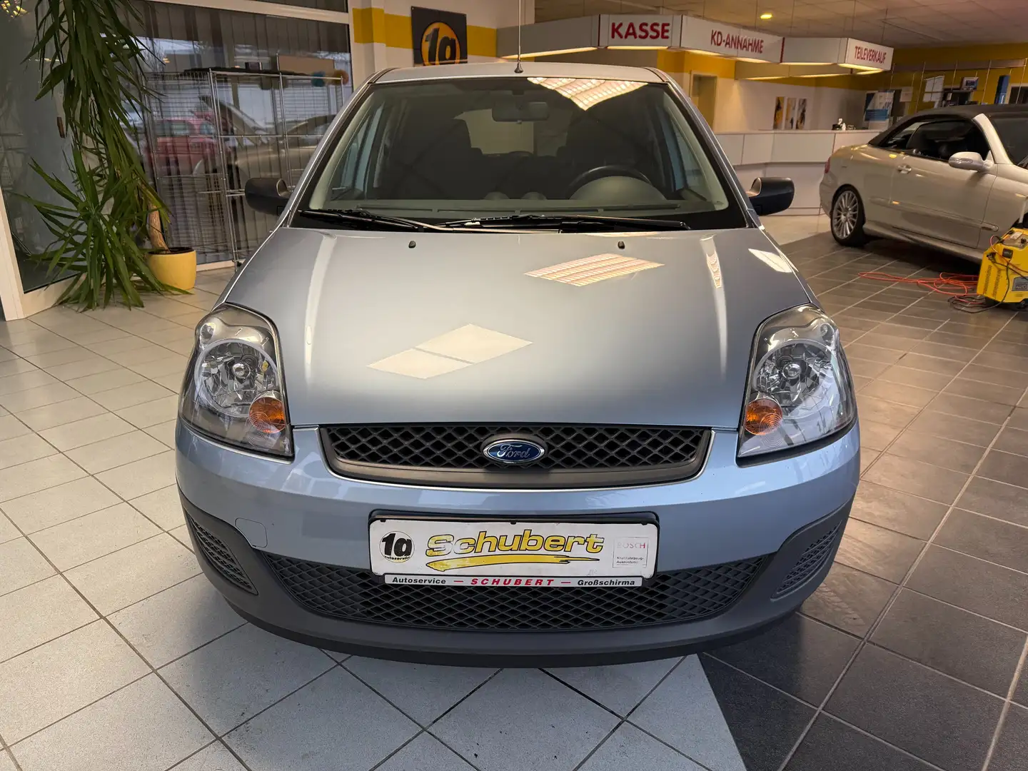 Ford Fiesta Fiesta  5-Türer 1.4 Ambiente Blau - 2