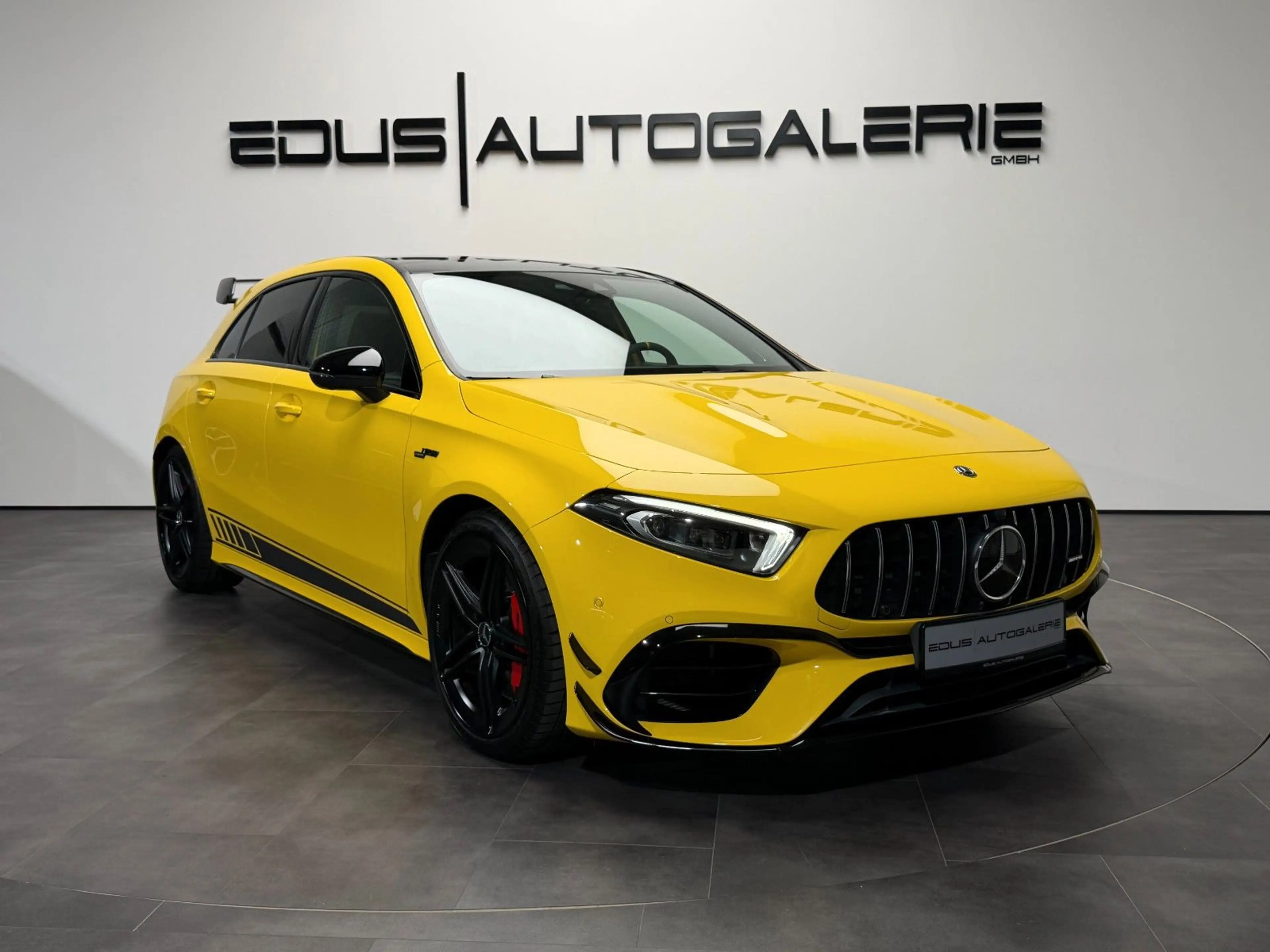 Mercedes-Benz A 45 AMG A 45 S AMG 4M Edition 1 Aero Pano 360° ACC HUD — photo 3