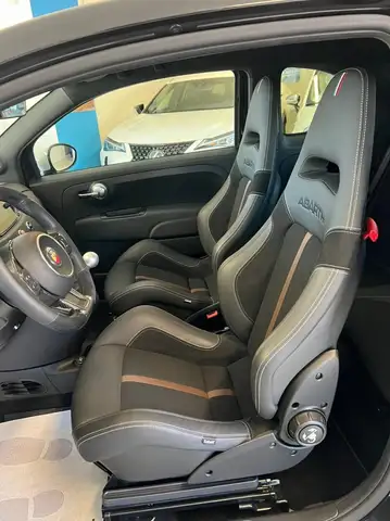 Abarth 695