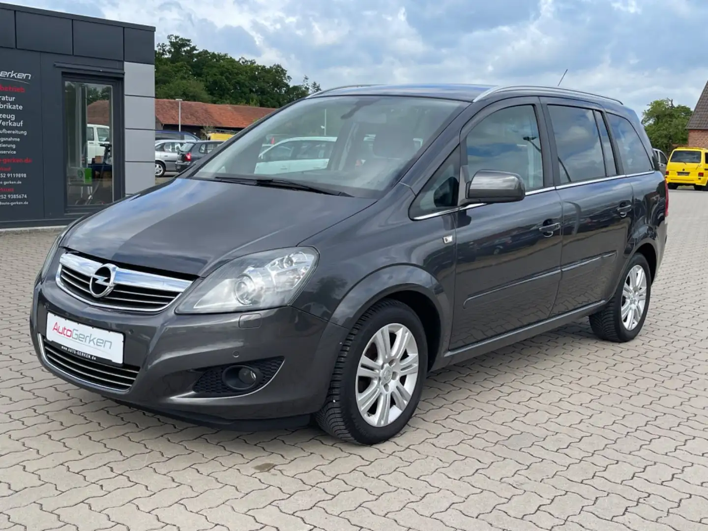 Opel Zafira B 1.8 Family Plus Bi-Xenon 7Sitzer TÜV NE Grau - 2