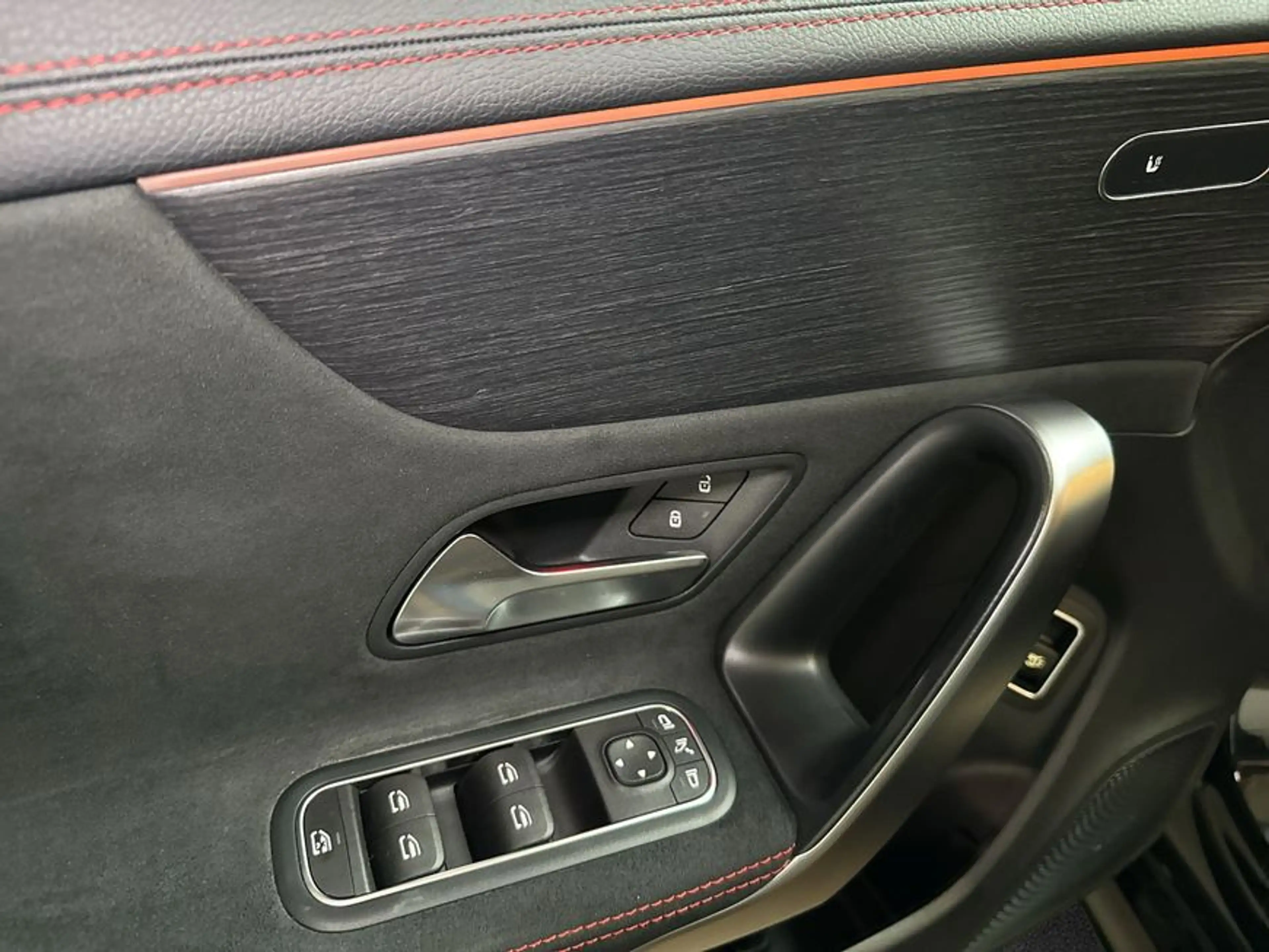 Mercedes-Benz CLA 35 AMG CLA — photo 15