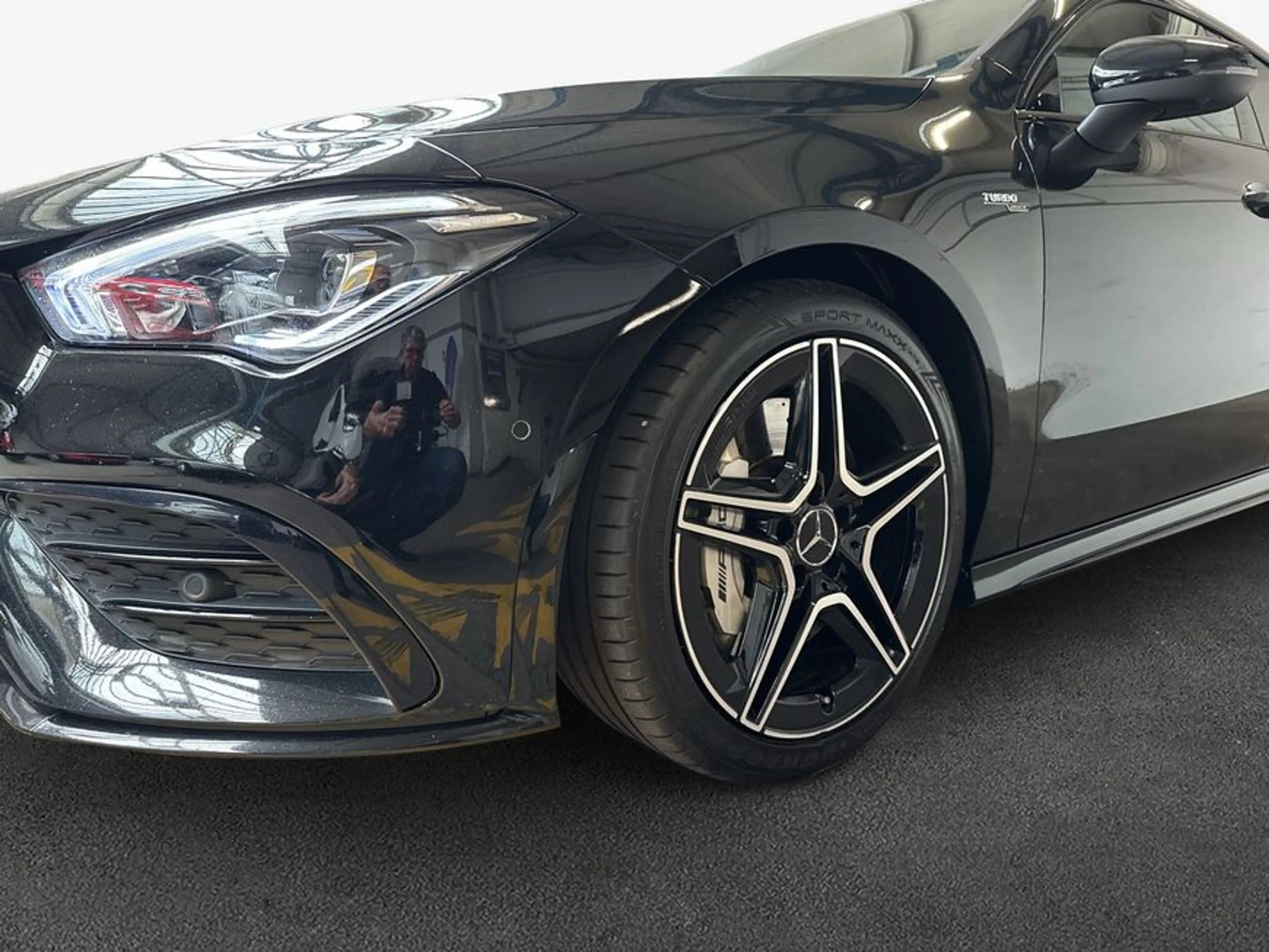 Mercedes-Benz CLA 35 AMG CLA — photo 6