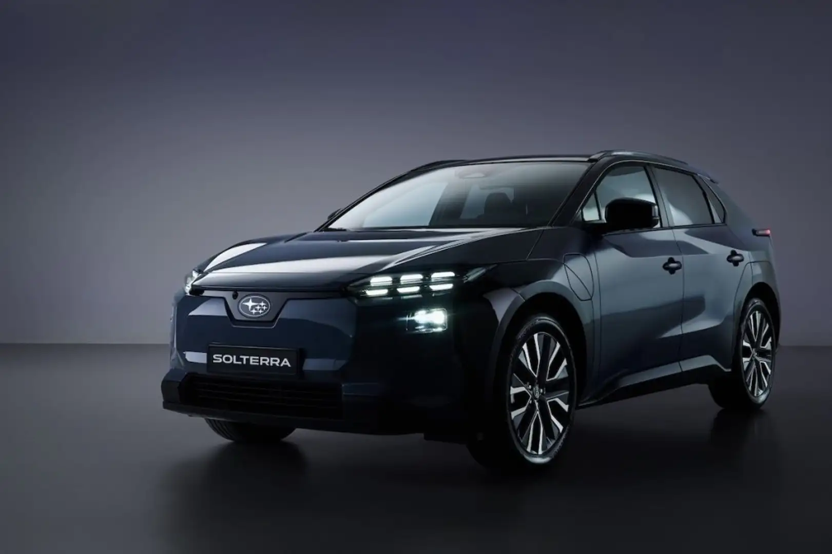 Subaru Solterra 4E-xperience+ 73.1kWh 343 PK Nieuw Model 8 jaar Ga Schwarz - 1