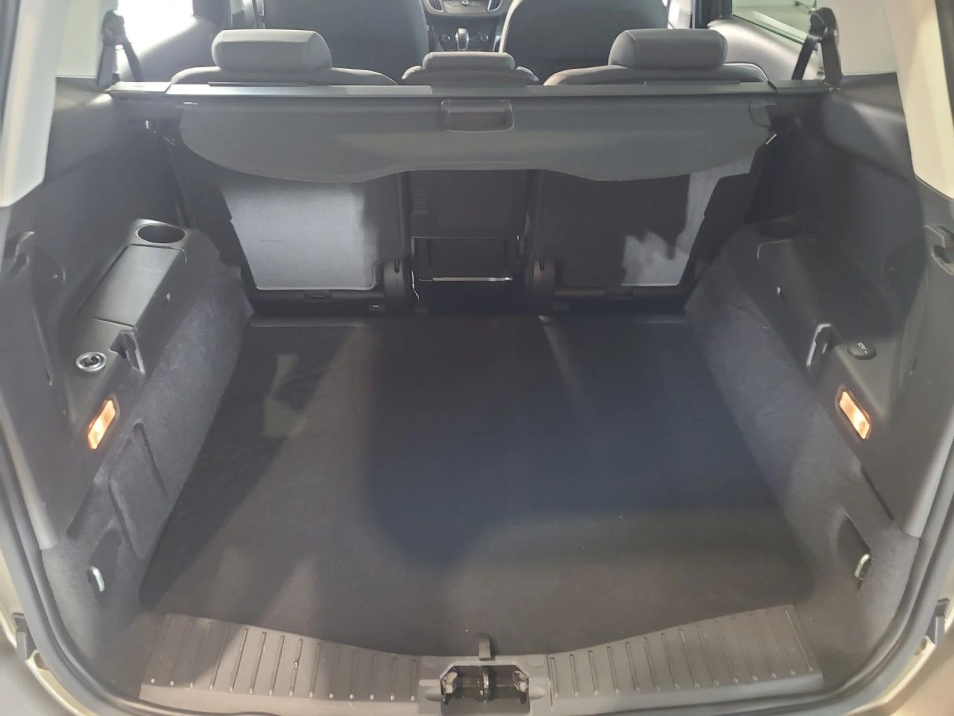 Ford Grand C-Max Titanium Automatik AHK Bluetooth Klima — photo 15