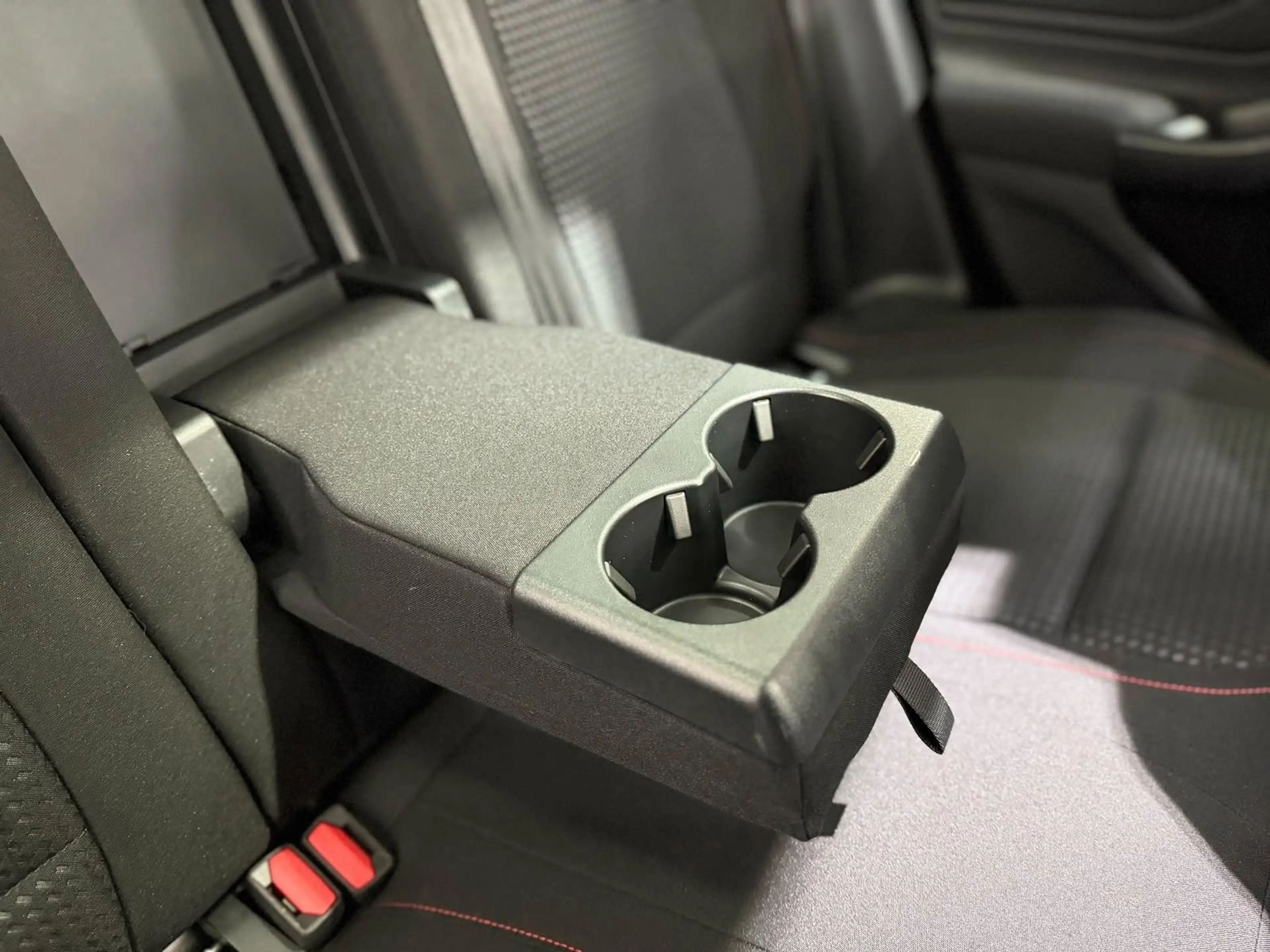 Ford Focus Turnier ST-Line XAutomatik|Pano|AHK|Kam. — photo 14
