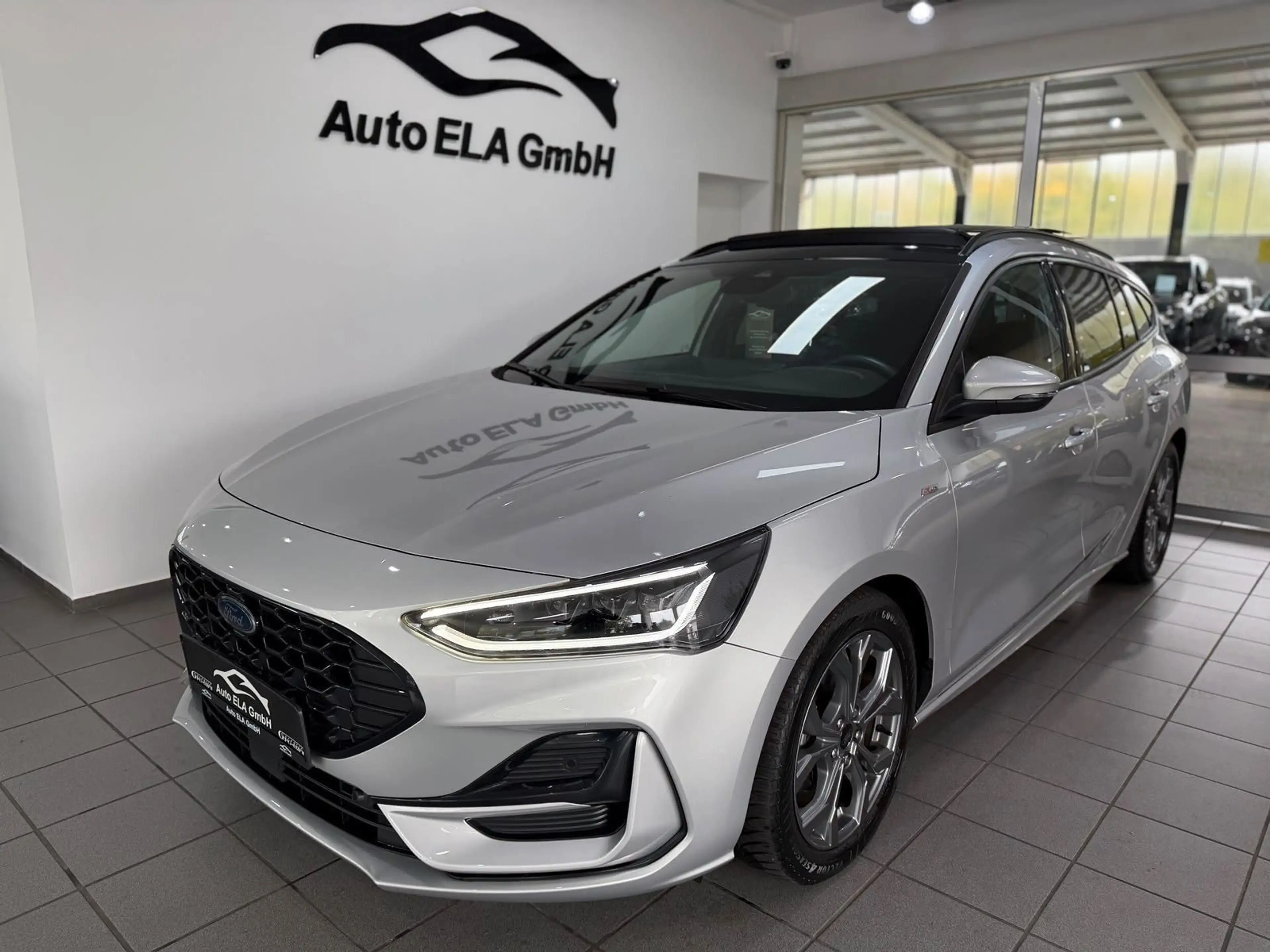 Ford Focus Turnier ST-Line XAutomatik|Pano|AHK|Kam.
