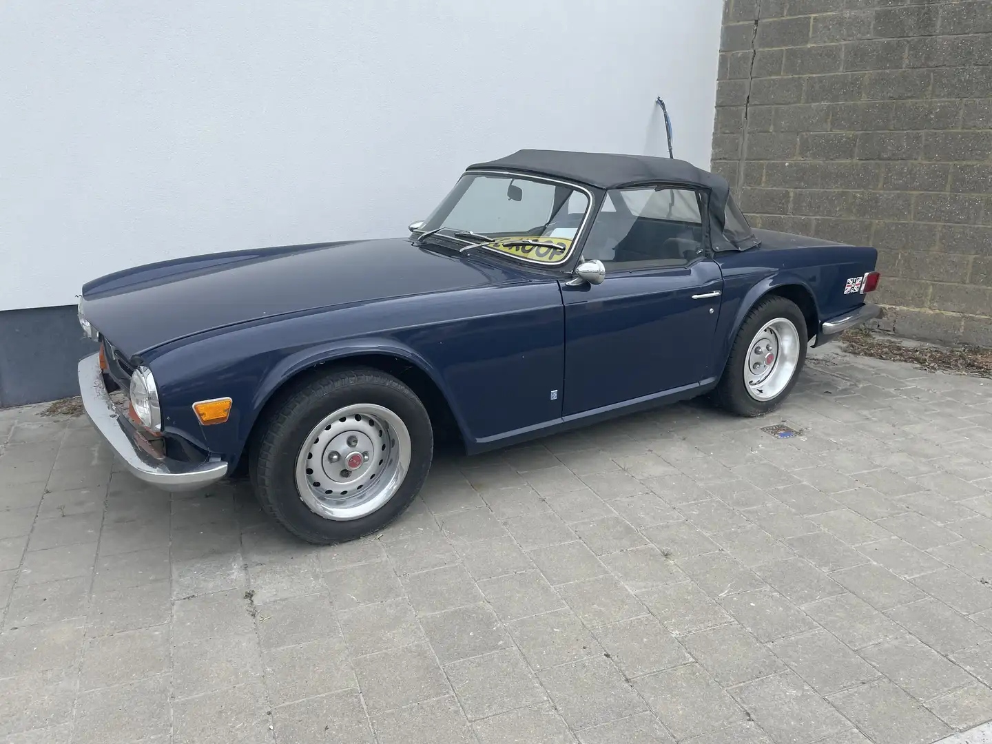 Triumph TR6 carburator Azul - 1