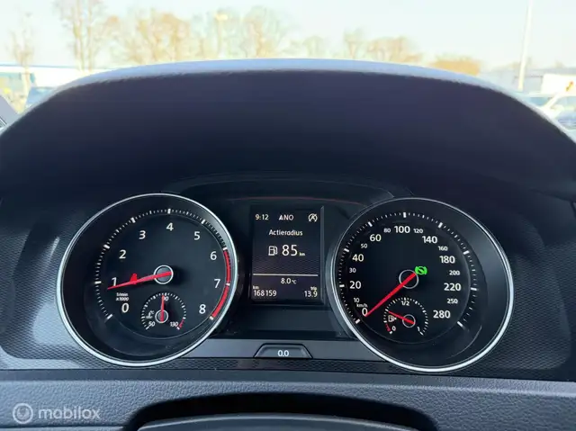 Volkswagen Golf view 15