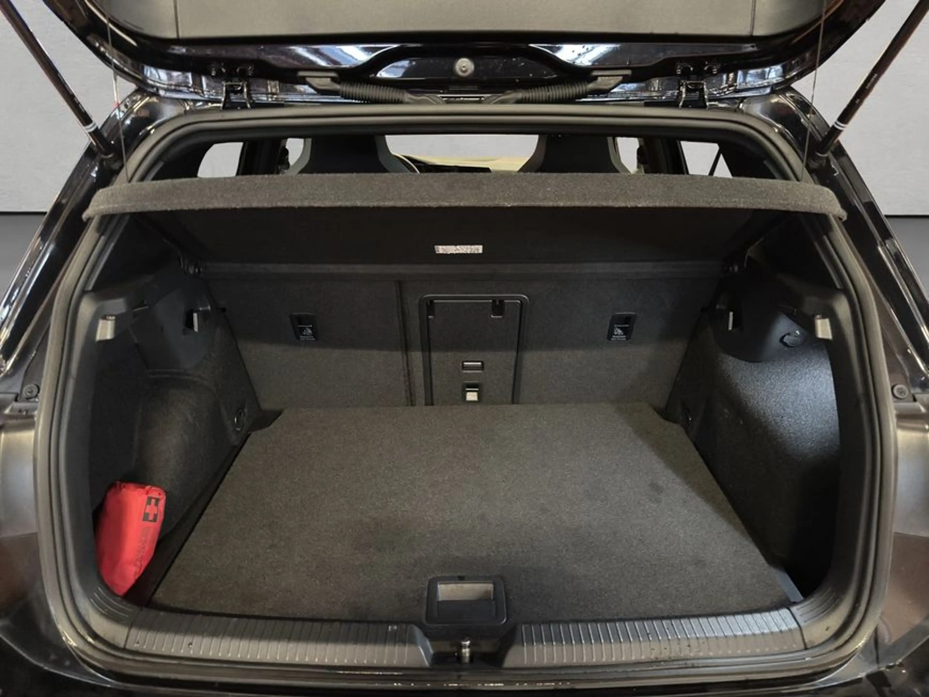 Volkswagen Golf GTD GTD 2.0 TDI Navi ''Black Style'' — photo 5