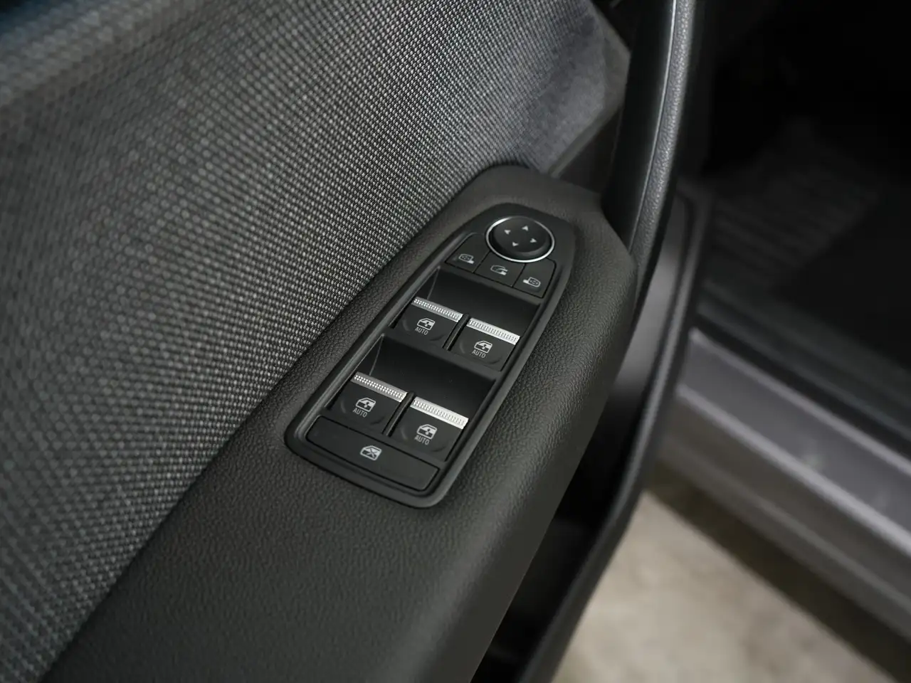 Renault Symbioz 1.8 E-TECH FULL HYBRID 160PK TECHNO Pack Driving, миниатюра 13
