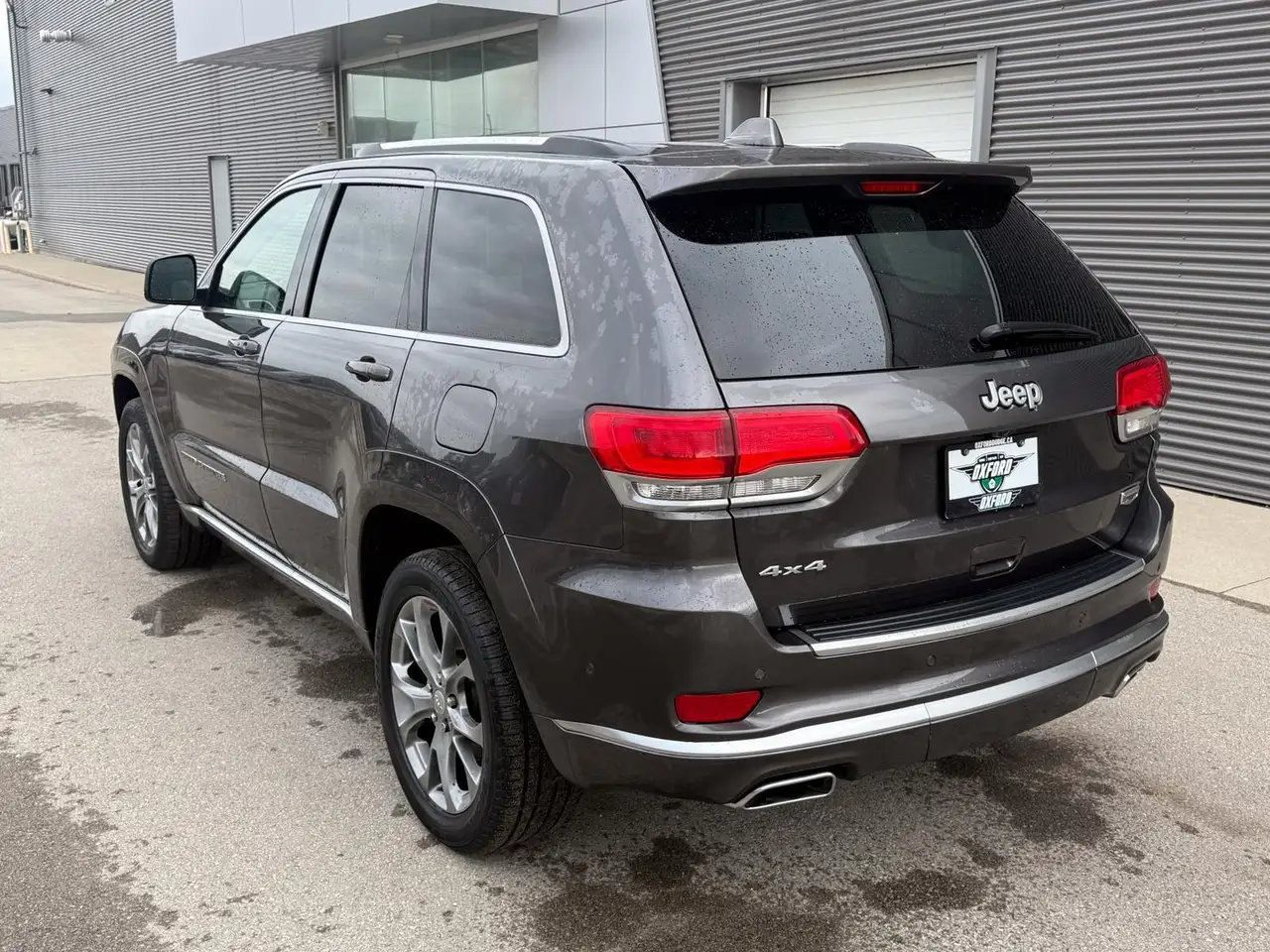 Jeep Grand Cherokee снимка Jeep Grand Cherokee
