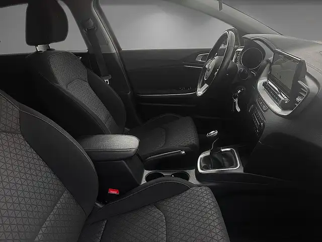Kia Ceed view 8