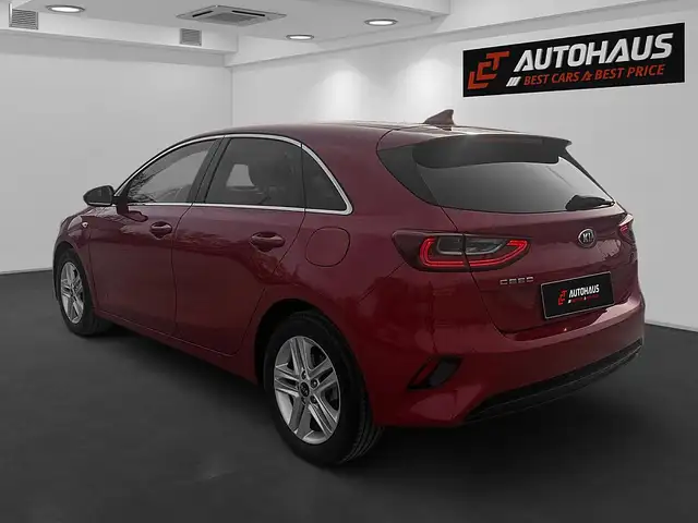 Kia Ceed view 3