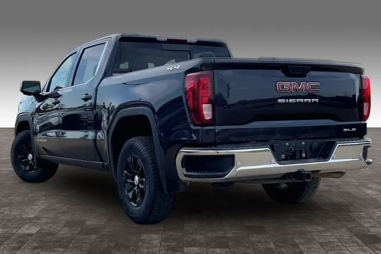 GMC Sierra 1500 снимка GMC Sierra 1500