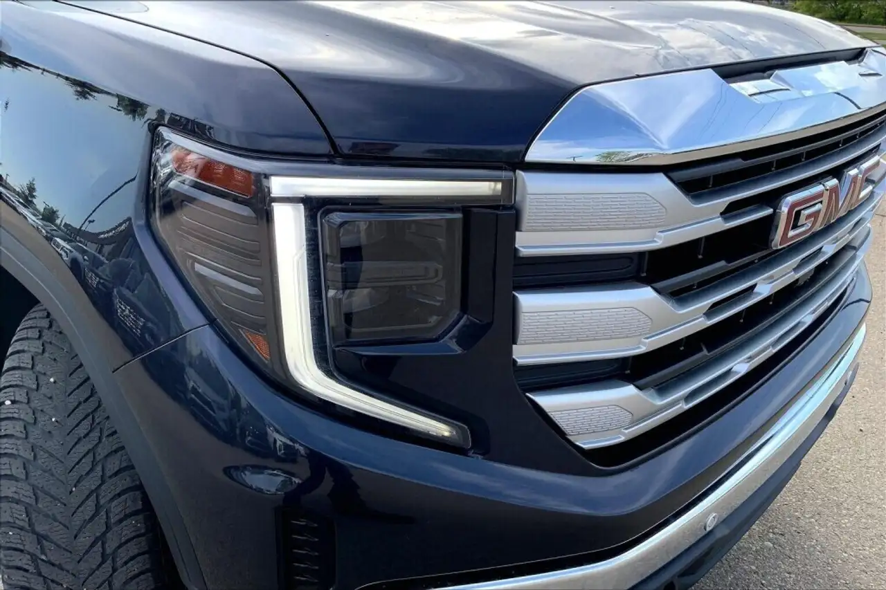 GMC Sierra 1500 снимка GMC Sierra 1500