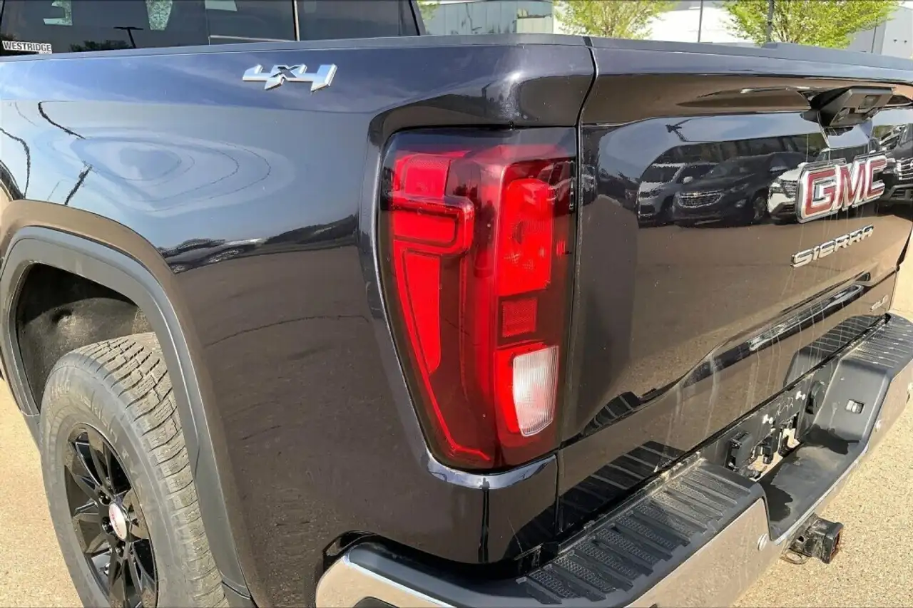 GMC Sierra 1500 снимка GMC Sierra 1500