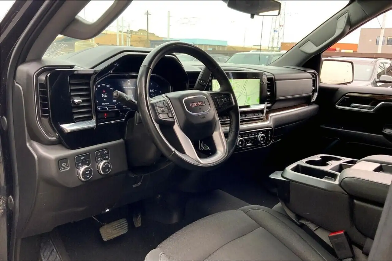 GMC Sierra 1500 снимка GMC Sierra 1500