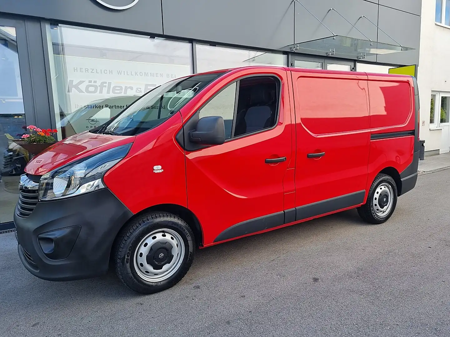 Opel Vivaro L1H1 1,6 CDTI BlueInjection 2,7t Edition Rot - 1