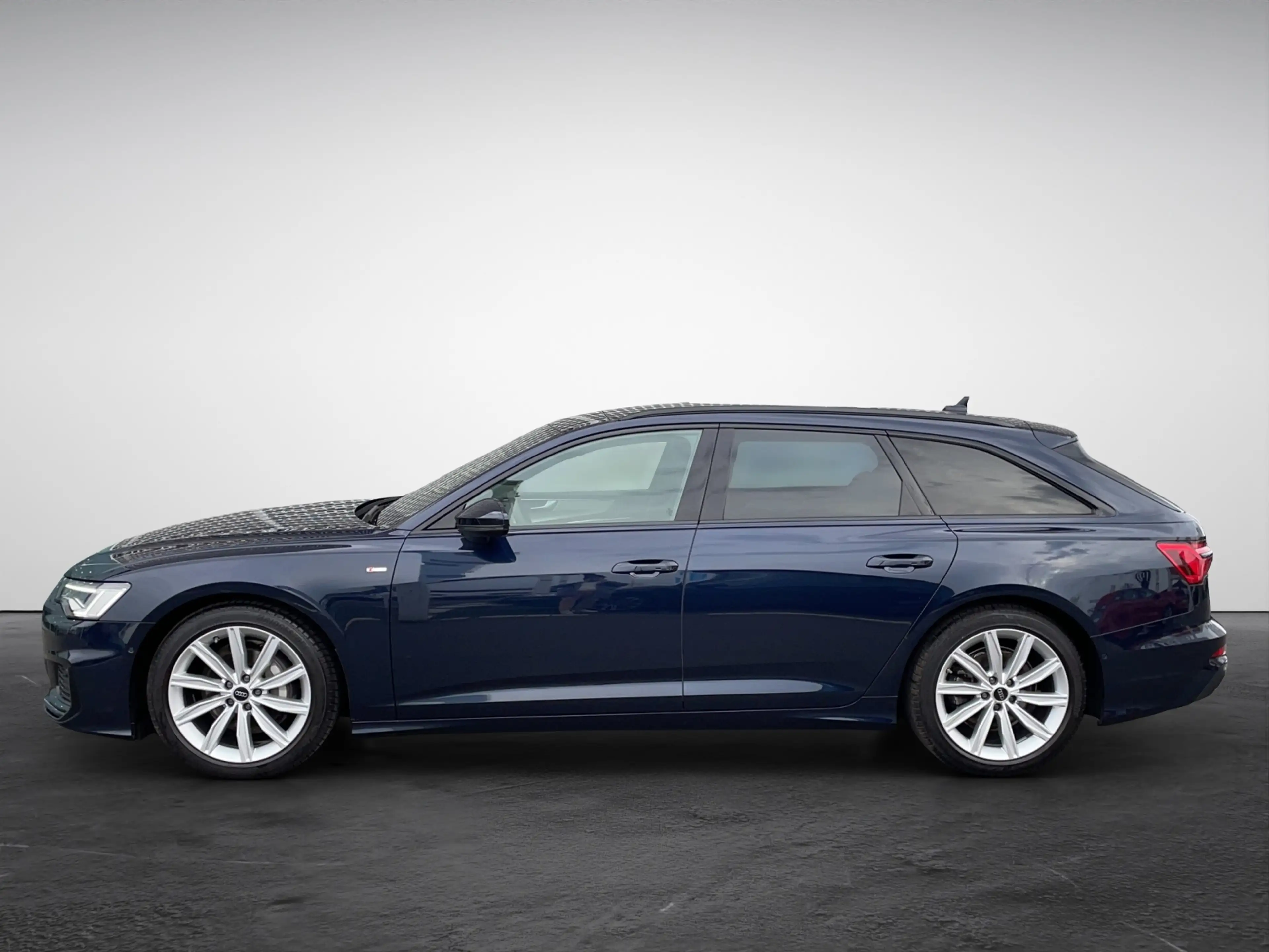 Audi A6 Avant 40 TDI S tronic quattro s line sport — photo 3