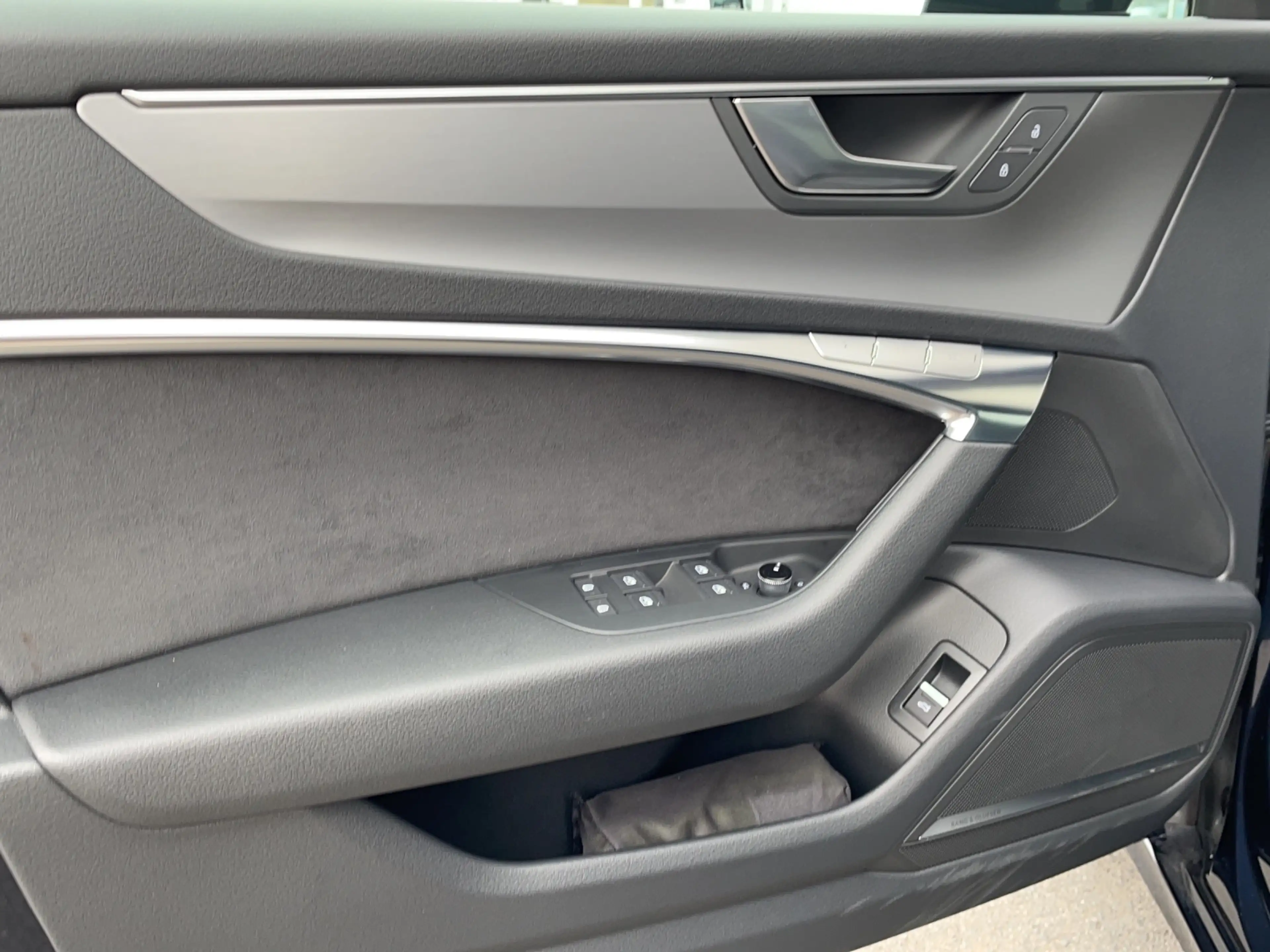 Audi A6 Avant 40 TDI S tronic quattro s line sport — photo 6