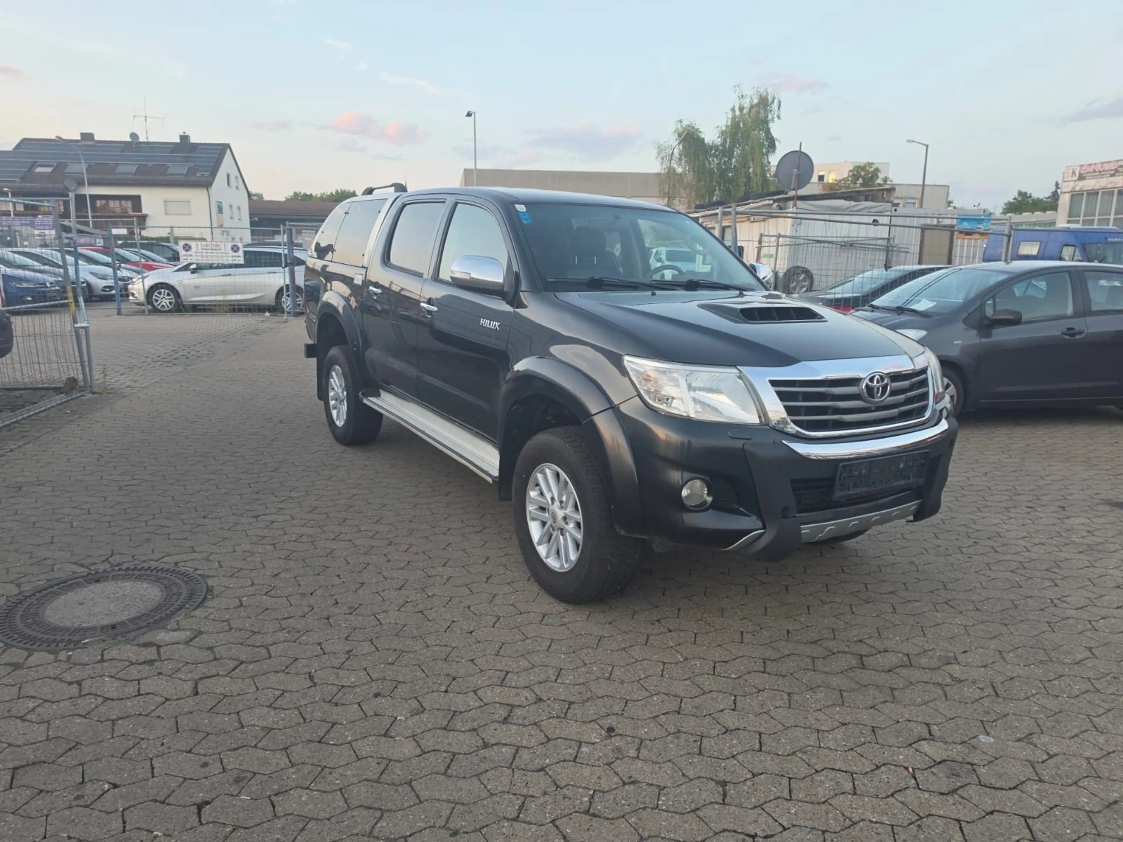 Toyota Hilux 3.0 Liter — photo 4
