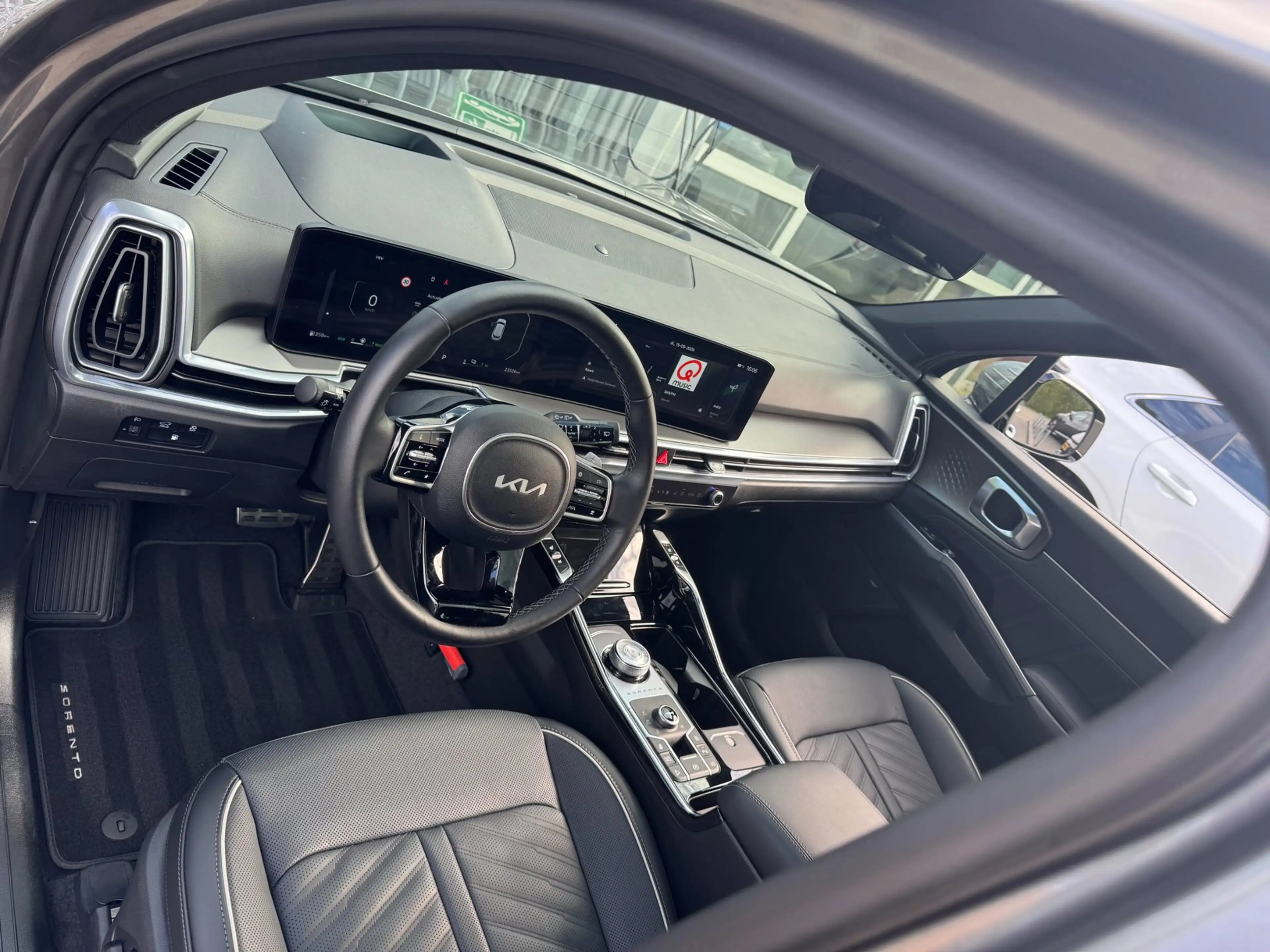 Kia Sorento 1.6 T-GDi Plug-in Hybrid 4WD ExecutiveLine 7p | Tr — photo 12