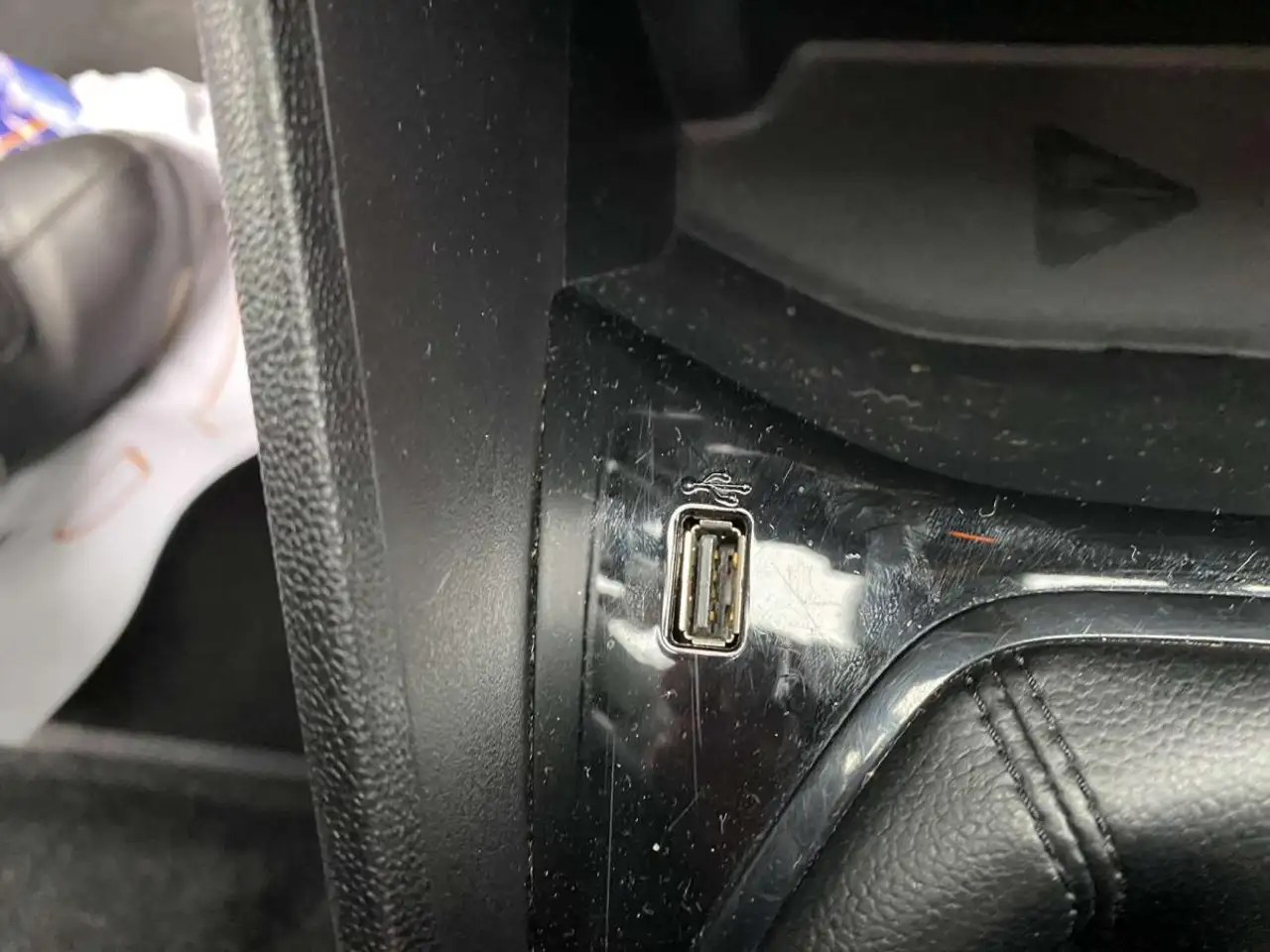Ford Fiesta 5 portes — photo 22