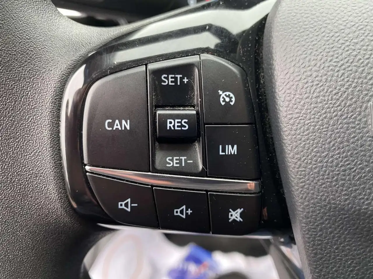 Ford Fiesta 5 portes — photo 26
