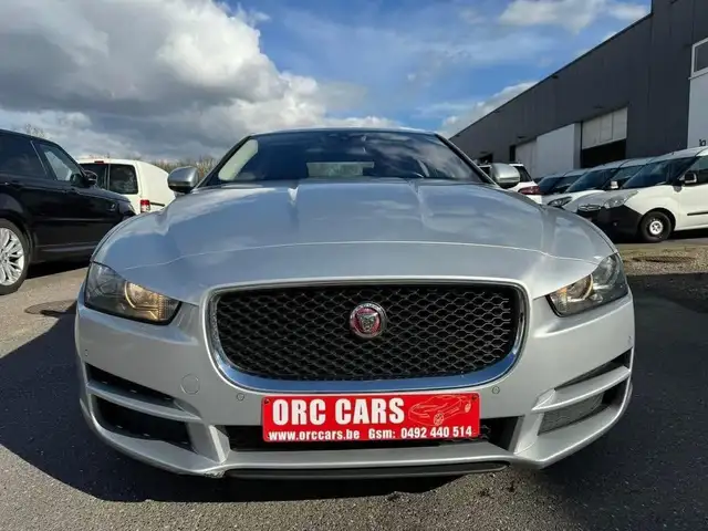 Jaguar XE XE 2.0 D E-Performance Portfolio