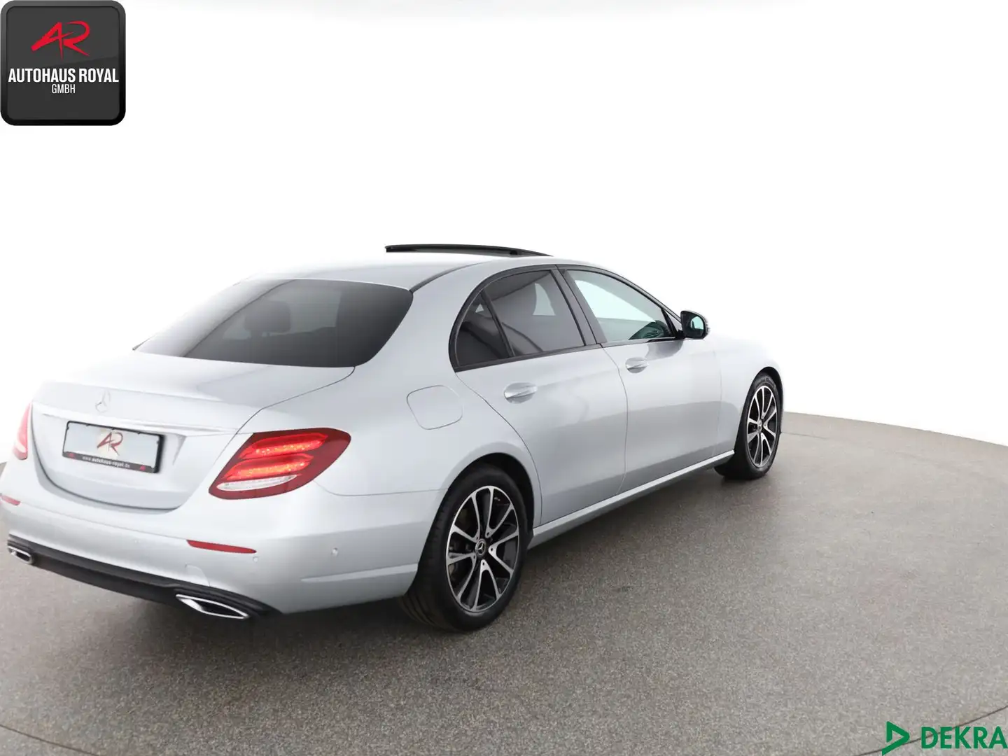 Mercedes-Benz E 300 E 300 d AVANTGARDE HEADUP,BURMESTER,360GRAD,1.H Argent - 2