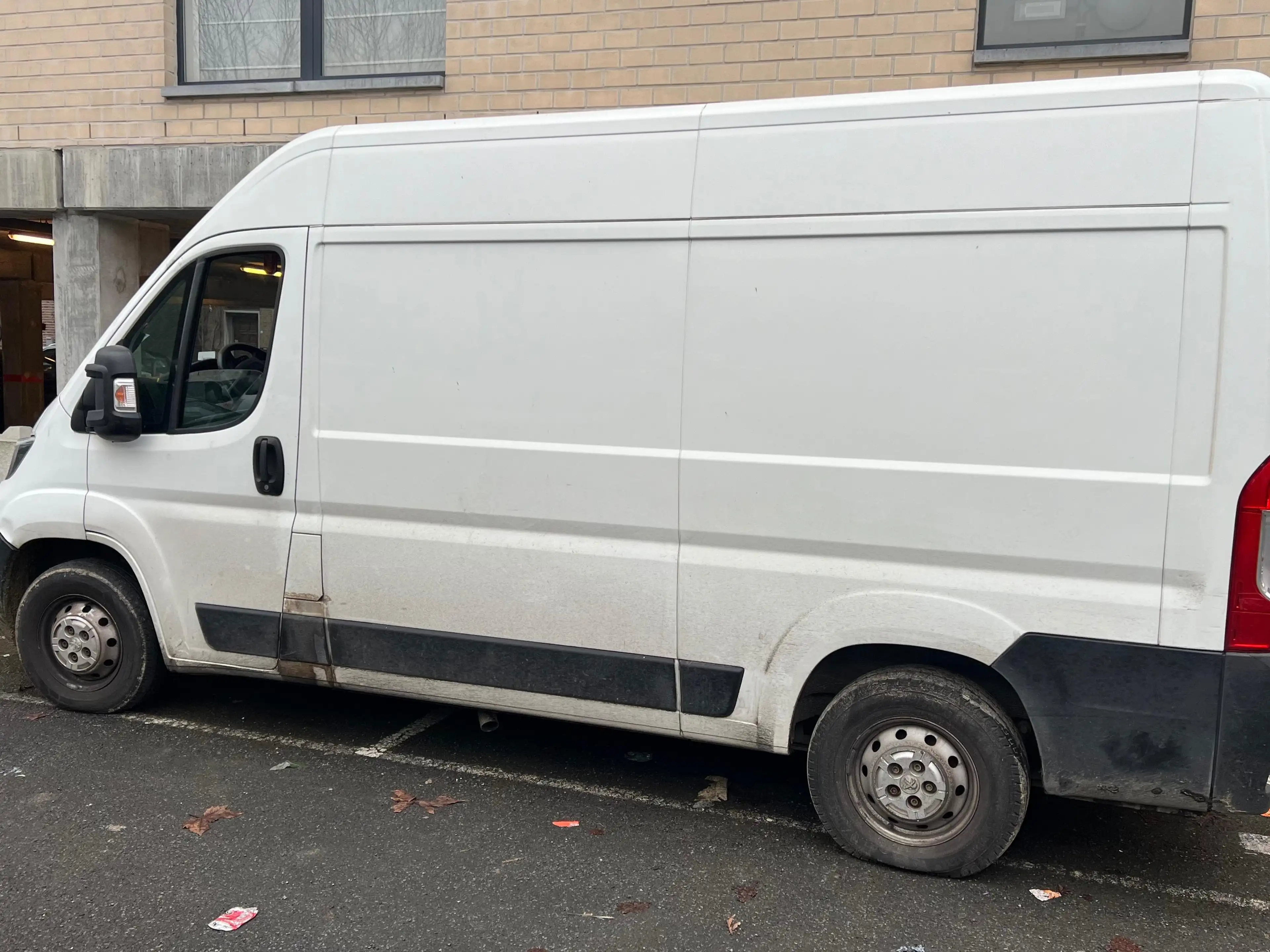 Peugeot Boxer Boxer 2.2 BlueHDi L2H2 Premium S/S — photo 6