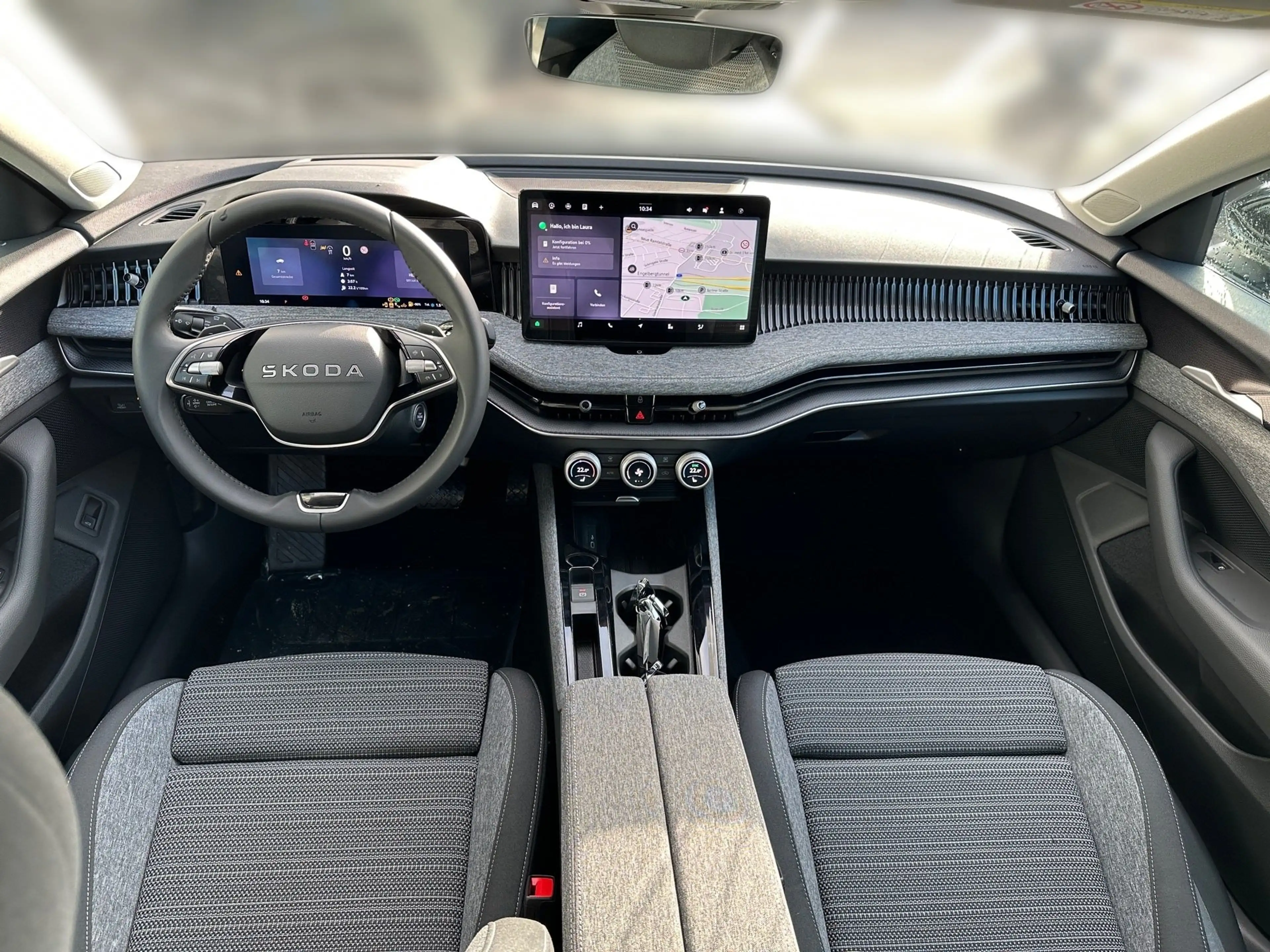 Skoda Superb COMBI 2.0 TDI 4x4 DSG Selection HeadUp — photo 13